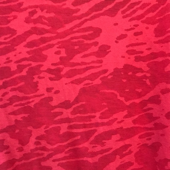 Basically me Red long flowing blouse - Picture 2 of 5